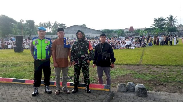 Sinergi Sukseskan Idul Adha..! Babinsa Pengamanan, Pemdes Taman Agung Magelang Fasilitasi