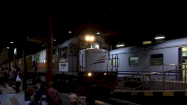 Gegara Gempa, Perjalanan Kereta Api Yogyakarta Sempat Tertunda