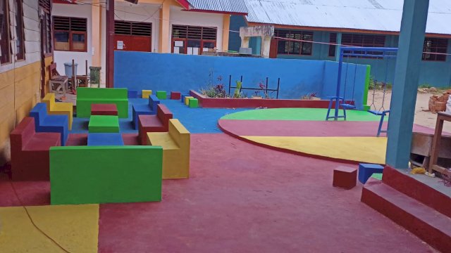 Sekolah yang sudah selesai dikerja Kontraktor terancam disegel di Desa Tondok Bakaru. Ist