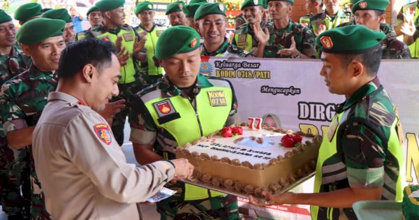 Ratusan Prajurit Kodim 0718 Geruduk Polresta Pati