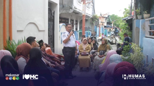 Peduli Warga Kurang Mampu, Dishub Makassar Berikan Bantuan