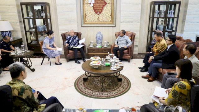 Danny Pomanto menerima kunjungan Dubes Korea Selatan Mr Lee San Deok beserta rombongan di Amirullah, Rabu (28/06).