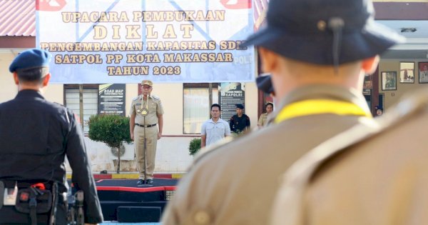 Pemkot Makassar Gandeng Brimob Polda Sulsel Kembangkan Kapasitas Personel Satpol PP