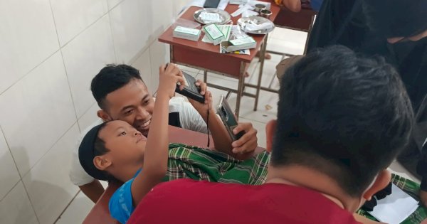 Relawan Milenial Makassar Bekerjasama Baznas Kota Makassar Gelar Sunatan Massal