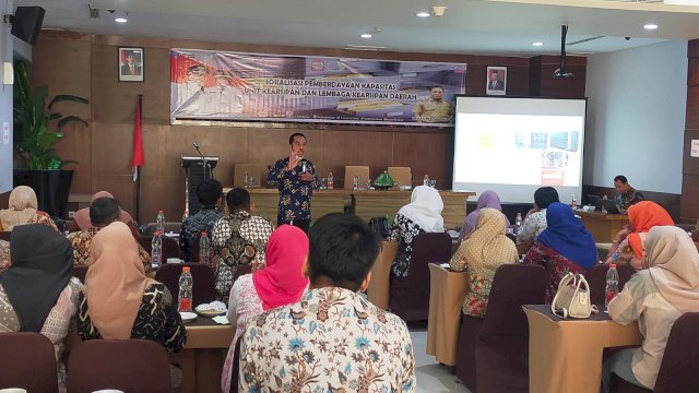 Gelar Pelatihan Kearsipan Bagi Perangkat Kelurahan, Fatur Minta Jaga Dokumen Keluarga