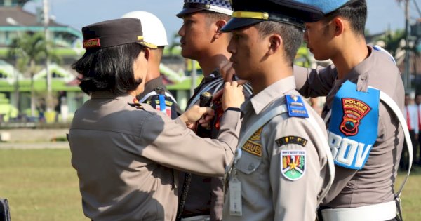 Polwan Berpangkat AKBP Ini Ajak Warga Ikut Tertib Berlalulintas