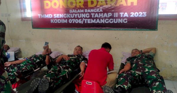 Dukung Program Pemerintah, Anggota Koramil Ikut Donor Darah