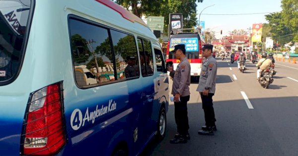 Rangkaian Operasi Patuh Candi, Polres Magelang Kota Himbau Sopir Angkot Tertib Lalulintas