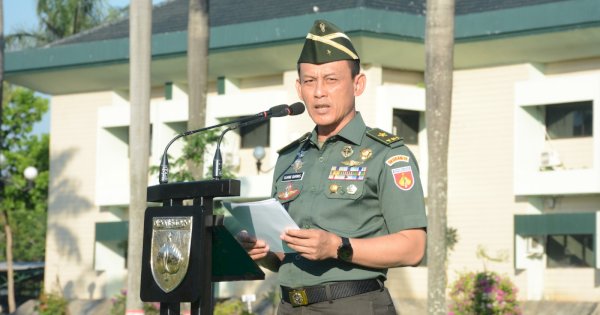 Pimpin Upacara 17, Kasdam IV/Diponegoro : “Terima Kasih Prajurit dan PNS TNI”