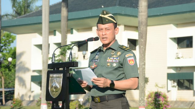 Pimpin Upacara 17, Kasdam IV/Diponegoro : “Terima Kasih Prajurit dan PNS TNI”