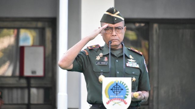 Danrem 072/Pamungkas Pimpin Upacara Bendera 17