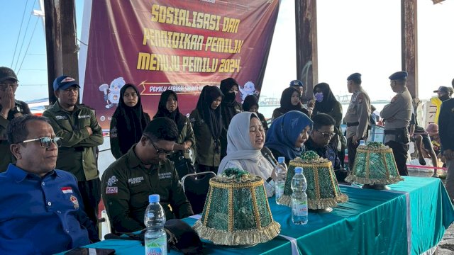 Rangkaian Kirab Pemilu, KPU Kota Makassar Menyasar Kelompok Nelayan