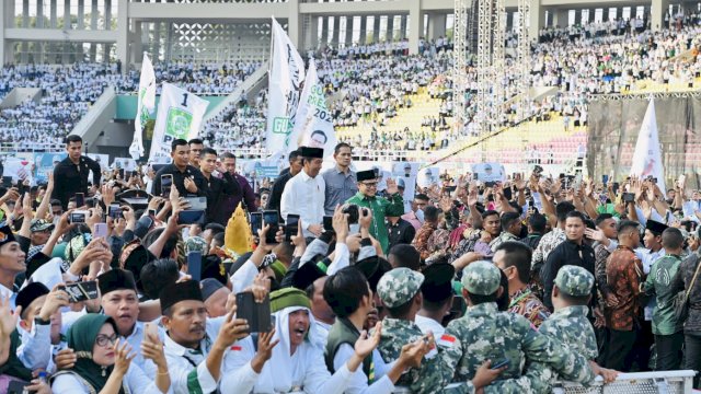 Presiden Jokowi Hadiri 1 Abad NU dan 25 Tahun PKB di Manahan Solo