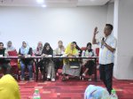 FGD Ranperda Kota Layak Anak Hadirkan Ibu-ibu, WT: Generasi Anak Bergantung Ibu-ibu