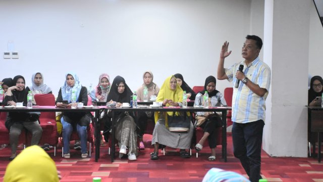 FGD Ranperda Kota Layak Anak Hadirkan Ibu-ibu, WT: Generasi Anak Bergantung Ibu-ibu