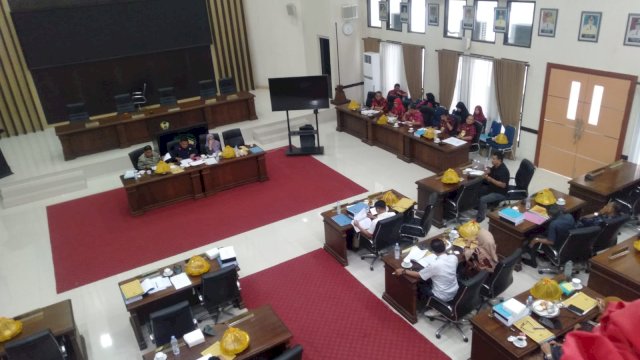 Banggar Soroti Tiga Dinas Pemkab Gowa ‘Tekor’ pada PAD 2022
