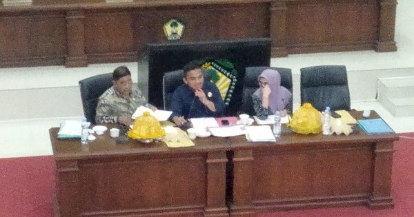 Pembahasan SILPA Rp 325 Milyar APBD Pemkab Gowa di DPRD Berjalan Alot