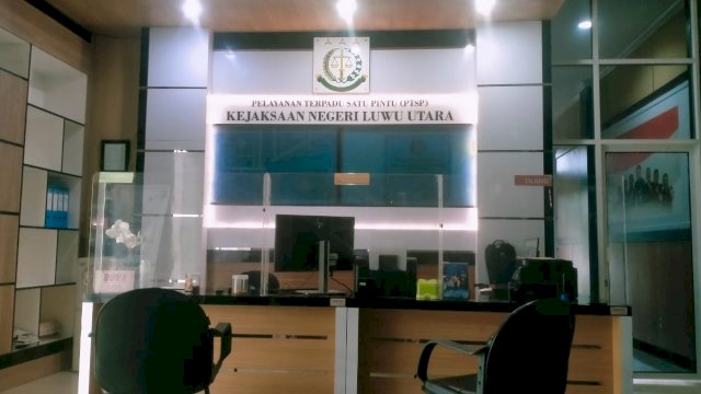 Kejari Lutra Proses Laporan Bantuan Gerobak UMKM