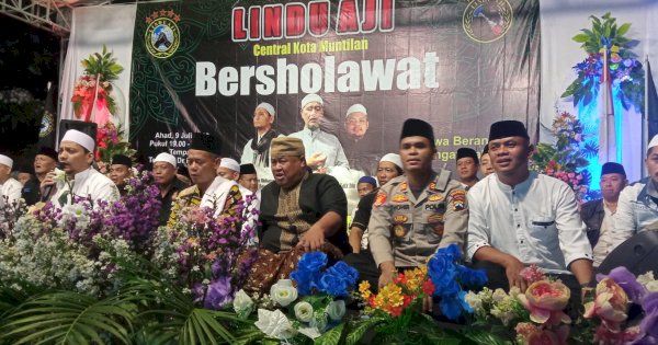 Danramil Muntilan Bersholawat Bersama Ribuan Umat Muslim Magelang Raya