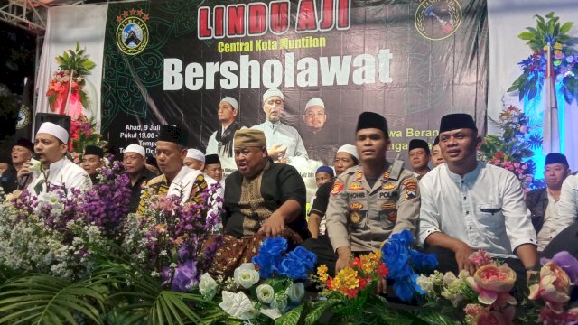 Danramil Muntilan Bersholawat Bersama Ribuan Umat Muslim Magelang Raya