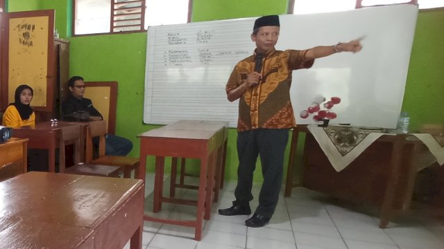 Mantan Buruh Tekuni UKM Ikut Caleg