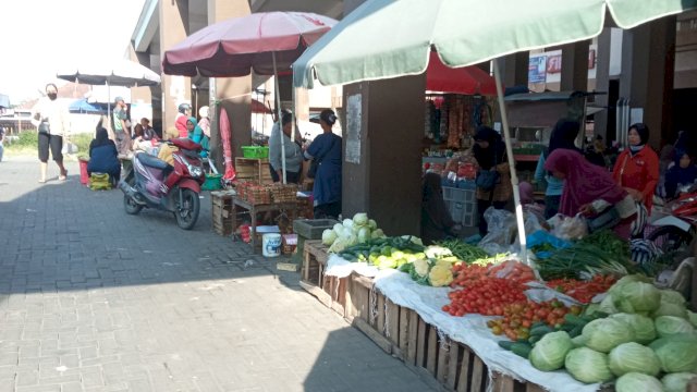 Heboh..! Pasar Muntilan Diduga Sarat Pungli dan Jual Beli Lapak