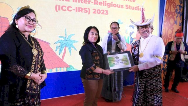 Wamenag Zainut Tauhid Sa&rsquo;adi saat menghadiri The 2nd ICCIRS di Kupang NTT. Foto:Istimewa 