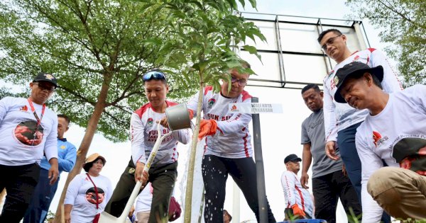 Rangkaian Rakernas APEKSI XVI, Wali Kota se-Indonesia Tanam Pohon di Hutan Kota CPI