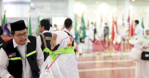7.452 Jemaah Haji Gelombang II Hari Ini Pulang ke Tanah Air