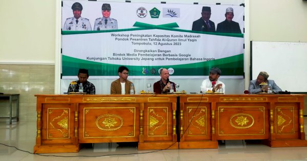 Ponpes Ilmul Yaqin Tompobulu Maros Dikunjungi Guru Besar dan Mahasiswa Universitas Tohoku Jepang