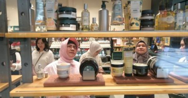 Ketua TP PKK Indira Jusuf Apresiasi Hadirnya The Body Shop di TSM