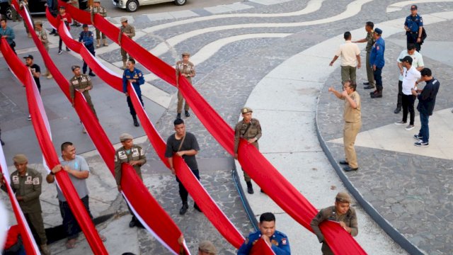 Wali Kota Makassar Moh Ramdhan Pomanto terus mematangkan persiapan dalam rangka menyambut HUT RI ke-78 yang rencana akan berlangsung di Anjungan City Of Makassar, Selasa (15/08/2023).