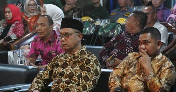 Rayakan HUT ke-58, Yonif Mekanis 403/WP Gelar Wayang Kulit, Danrem : Kita Lestarikan Warisan Budaya