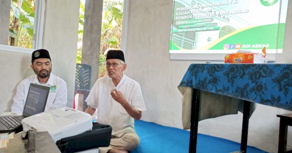 Gurutta Helmi Ali Yafie Buka Ma’had Aly DDI Abrad Makassar: Berusaha Ikuti Jejak Ambo Dalle