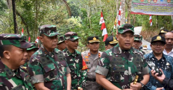 Danpusterad Tinjau TMMD 117 Kulon Progo