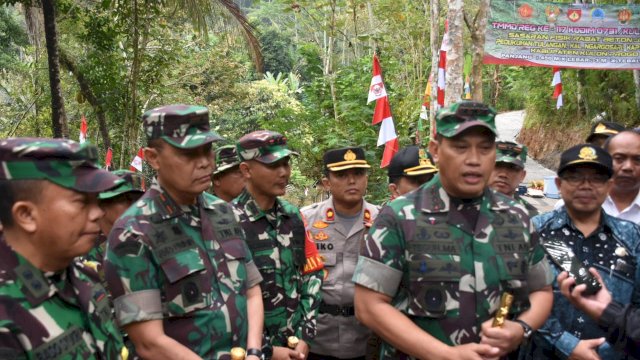 Danpusterad Tinjau TMMD 117 Kulon Progo