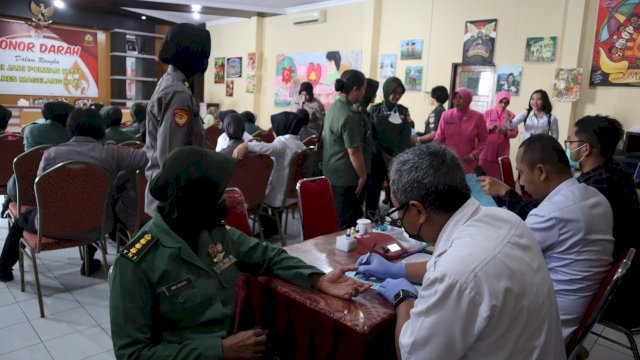 Bentuk Solidaritas, Polwan dan Kowad Ramai-ramai Donor Darah