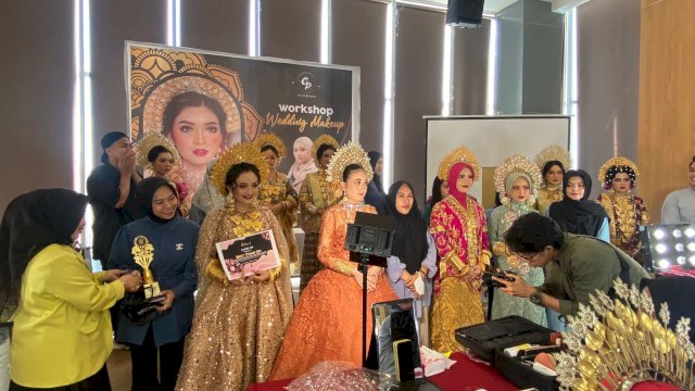 Make Up Artis by Anha Selenggarakan Workshop Make Up Bugis Wedding