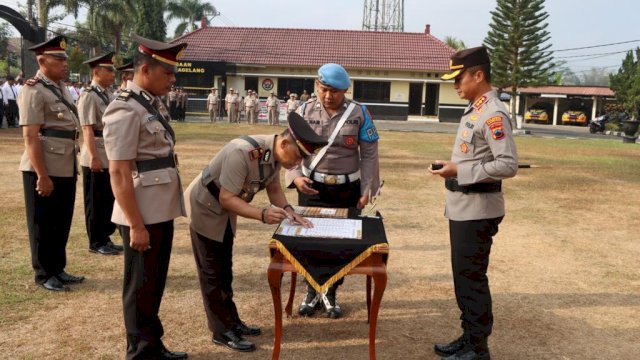 Kapolresta Magelang Resmikan Grup Band ‘Borobudur Police Band’