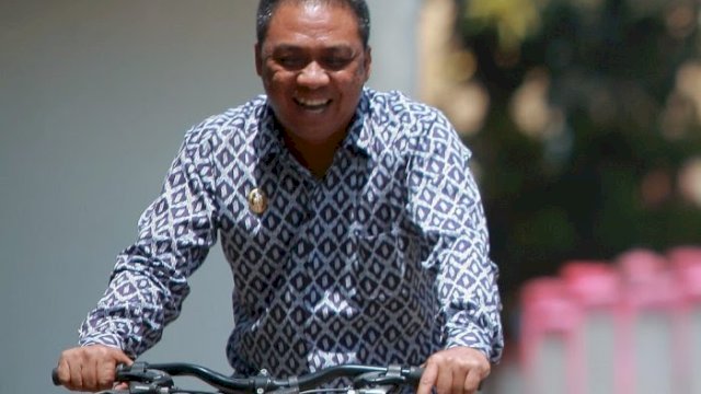 Mantan Bupati Buton Selatan ,La Ode Arusani . Foto:ist 