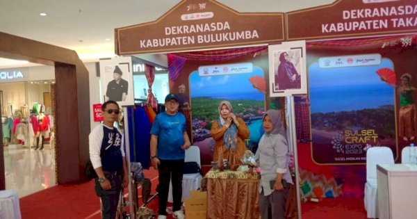 Dekranasda Bulukumba Pamerkan Keindahan Kerajinan Lokal di Sulsel Craft Samarinda