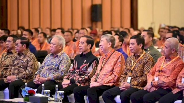 Presiden Joko Widodo hadiri Munas REI ke XVII di Grand Ballroom Hotel Sheraton Gandaria City,Rabu (9/8). Foto:instagram@jokowi