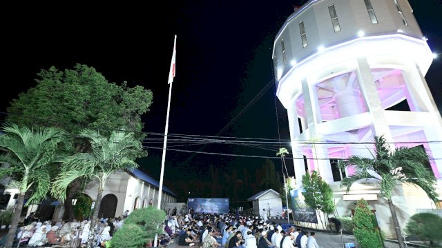 Dibawah Mercusuar, Perumda Air Minum Kota Makassar Gelar Salat Istisqa