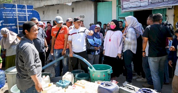 Perumda Air Minum Makassar Bagi Air Gratis di Camba Berua