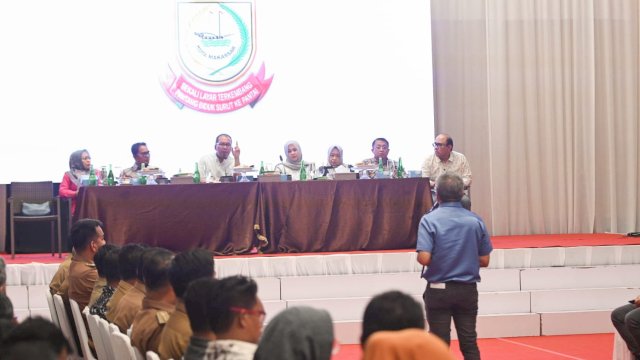 Gelar Rakor, Wali Kota Makassar Instruksikan Bantu Penanganan Air