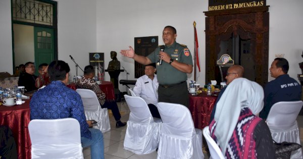 Korem 072/Pamungkas Gelar Komsos