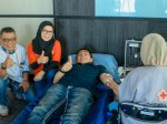 Ketua PMI Makassar Ikut Donor Darah di Peringatan HUT ke-3 tahun Hotel Vasaka