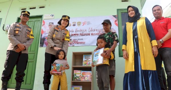Polres Magelang Kota Bagi 1.140 Buku ke Sekolah, Ponpes dan Taman Baca