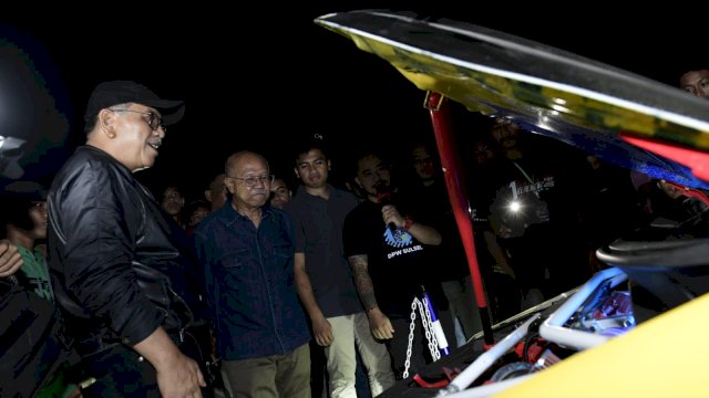 Bertemu di Kontes Mobil, IAS dan Iksan Iskandar Penuh Keakraban