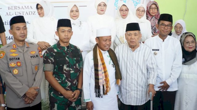 Pj Bupati Takalar Setiawan Aswad hadiri Milad ke-7 Ponpes Nurul Asafa. Foto:ist